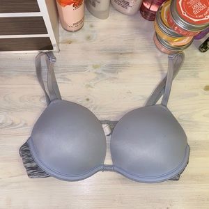 32 B victoria’s secret push-up bra